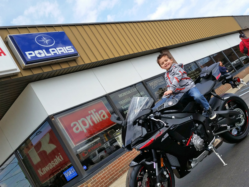2015r1_800600_01.jpg